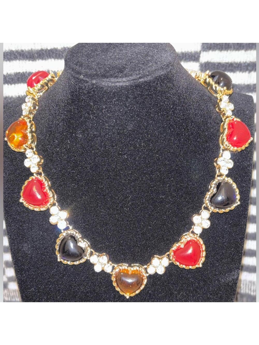 Chic Heart Charm Necklace with Gold Accents